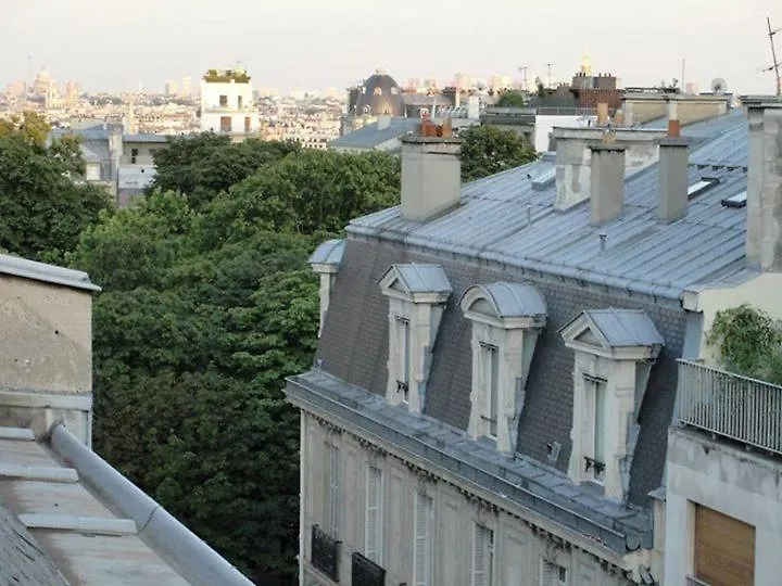 Room In Apartment With View Of The Eiffel Tower Paris Privat bolig